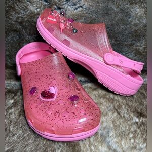 Benefit Cosmetic’s x Crocs Limited Edition Classic Clog Pink